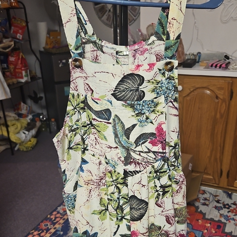 Floral Print Jumpsuit - Picture 2 of 5